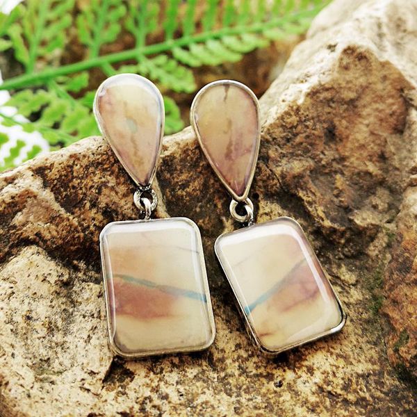 dangle & chandelier classic vintage lady earrings simple fashion stone drop jewelry for women gift aretes de mujer modernos 2021, Silver
dangle & chandelier classic vintage lady earrings simple fashion stone drop jewelry for women gift aretes de mujer modernos 2021, Silver
