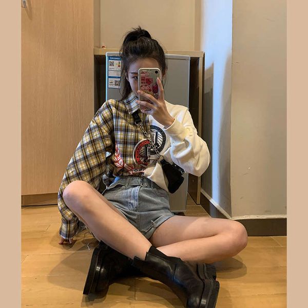 fake two pieces of women's sweater 2020 new autumn loose korean version stitching design feeling small fashion foreign style, Black
fake two pieces of women's sweater 2020 new autumn loose korean version stitching design feeling small fashion foreign style, Black