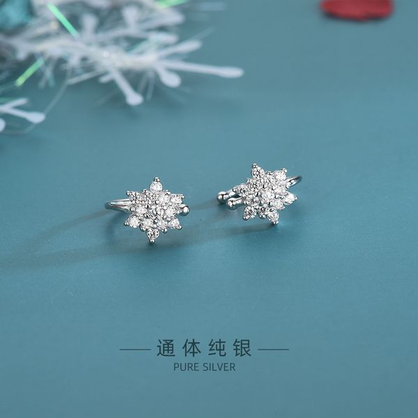 s925 sterling silver korean version diamond inlaid snowflake clip design fashion trend no ear hole christmas earrings, Golden
s925 sterling silver korean version diamond inlaid snowflake clip design fashion trend no ear hole christmas earrings, Golden