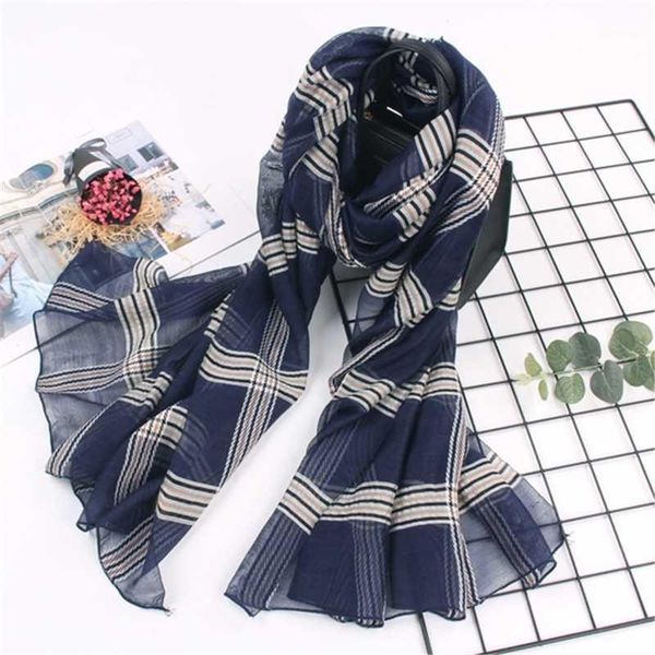 2020 new fashion silk plaid foulard scarf fluffy and soft feeling lady shawl beautiful beach towel1, Blue;gray
2020 new fashion silk plaid foulard scarf fluffy and soft feeling lady shawl beautiful beach towel1, Blue;gray