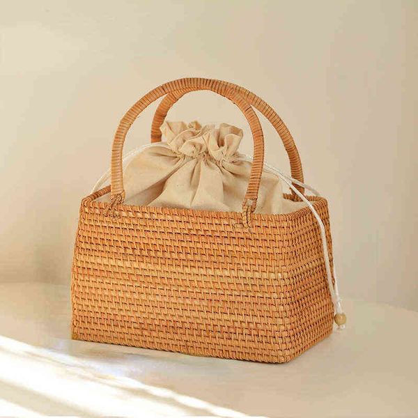 shopping bags summer rattan purse handwoven clutch straw for women purses and handbags luxury designer bascket beach tote220307
shopping bags summer rattan purse handwoven clutch straw for women purses and handbags luxury designer bascket beach tote220307