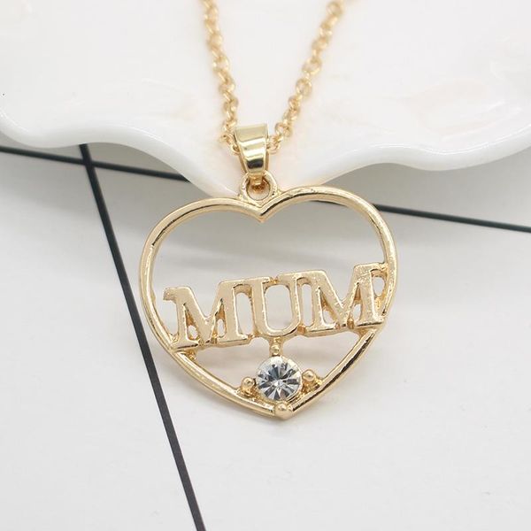 charm lettering mum necklace for women daughter hollow out heart shape crystal pendant necklaces send mother's day gift collares, Silver
charm lettering mum necklace for women daughter hollow out heart shape crystal pendant necklaces send mother's day gift collares, Silver
