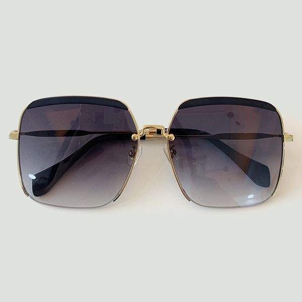 oversized square sunglasses women men brand metal frame gradient sun glasses vintage uv400, White;black
oversized square sunglasses women men brand metal frame gradient sun glasses vintage uv400, White;black