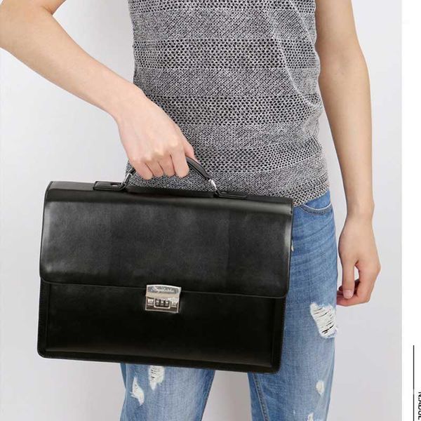 men's briefcase lapleather bag leather attorney / office document bag / computer shoulder messenger large capacity1
men's briefcase lapleather bag leather attorney / office document bag / computer shoulder messenger large capacity1
