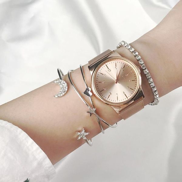 bangle korean fashion 4pcs/set gold matel shining crystal rhinestone moon star charming cuff bracelets women jewelry1, Black
bangle korean fashion 4pcs/set gold matel shining crystal rhinestone moon star charming cuff bracelets women jewelry1, Black