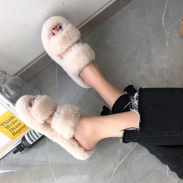 2020 winter women house furry slippers fashion faux fur warm shoes women slip on flats female home slides black plush slippers y1123
2020 winter women house furry slippers fashion faux fur warm shoes women slip on flats female home slides black plush slippers y1123
