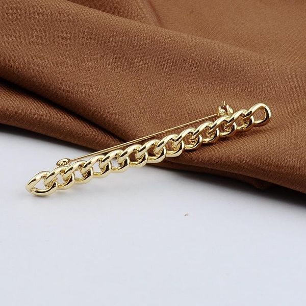 pins, brooches 1 pcs elegant gold color alloy hollow chain shape women men trendy all-match jewelry clip scarf pins, Gray
pins, brooches 1 pcs elegant gold color alloy hollow chain shape women men trendy all-match jewelry clip scarf pins, Gray