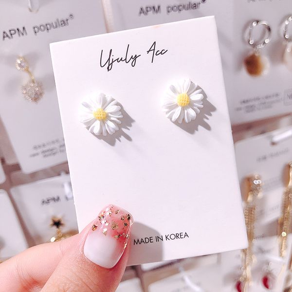 factory price daisy earrings sweet stud acrylic for small women girls new flower white and yellow earring wedding bridal, Golden;silver
factory price daisy earrings sweet stud acrylic for small women girls new flower white and yellow earring wedding bridal, Golden;silver