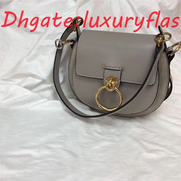 2021luxury woman designer classic women flap chain crossbody bags handbag circle ring designer shoulder bags female handbags messenger purse
2021luxury woman designer classic women flap chain crossbody bags handbag circle ring designer shoulder bags female handbags messenger purse