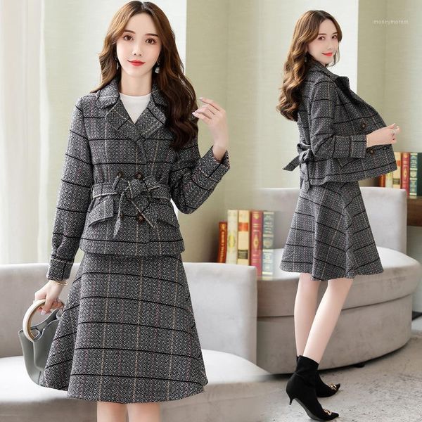 work dresses 2021 autumn winter jacket skirt 2 piece clothing business career plaid suits for women blazer and set female outfits1, White;black
work dresses 2021 autumn winter jacket skirt 2 piece clothing business career plaid suits for women blazer and set female outfits1, White;black