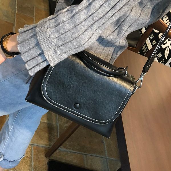 leather handbags factory direct shoulder messenger portable small square bag 2020 spring new leather handbags wholesale
leather handbags factory direct shoulder messenger portable small square bag 2020 spring new leather handbags wholesale