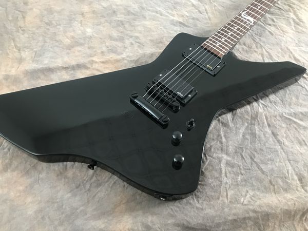 new electric guitar wholesale from china es p custom guitar classic black the color can be changed
new electric guitar wholesale from china es p custom guitar classic black the color can be changed