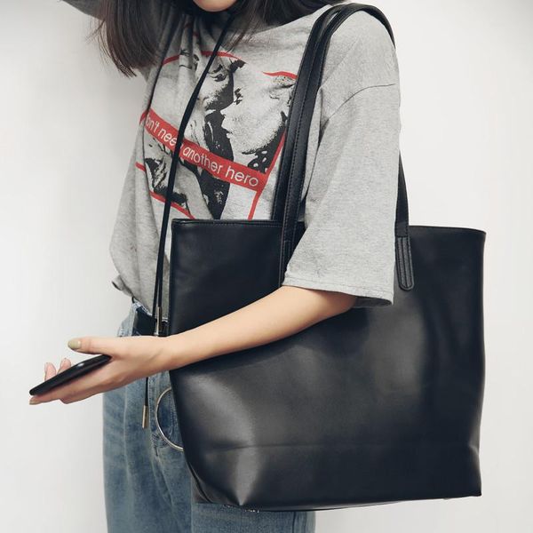 original literary new leather bag simple and versatile college style one-shoulder big bag casual shopping trend big
original literary new leather bag simple and versatile college style one-shoulder big bag casual shopping trend big