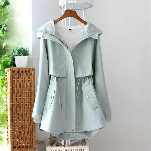 2020 new women's solid color hooded slim trench coat spring autumn long-sleeved loose drawstring waist windbreaker coat g2661, Tan;black
2020 new women's solid color hooded slim trench coat spring autumn long-sleeved loose drawstring waist windbreaker coat g2661, Tan;black