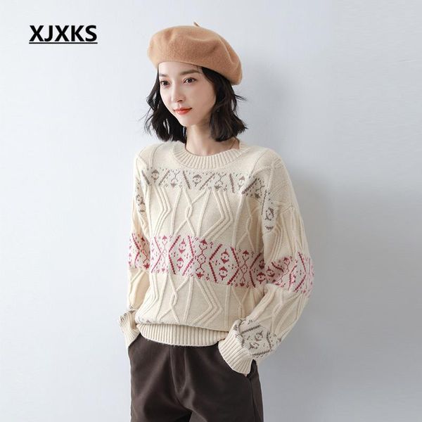 xjxks cashmere knitted sweater women pullover 2021 autumn winter new comfortable warm women sweater, White;black 
xjxks cashmere knitted sweater women pullover 2021 autumn winter new comfortable warm women sweater, White;black
