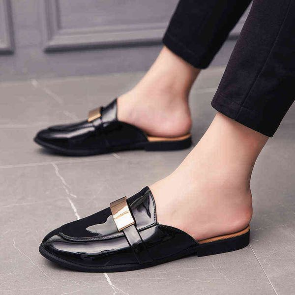 slippers black patent leather shoes men mule masculino men shoes summer shoes sapato masculino social couro sepatu slip on pria zapatos 2203
slippers black patent leather shoes men mule masculino men shoes summer shoes sapato masculino social couro sepatu slip on pria zapatos 2203