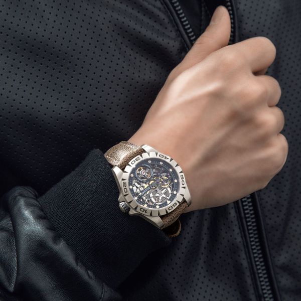 titanium case 2020 brand luxury men's watches skeleton automatic mechanical watch waterproof male clock relogio masculino t200311, Slivery;brown
titanium case 2020 brand luxury men's watches skeleton automatic mechanical watch waterproof male clock relogio masculino t200311, Slivery;brown