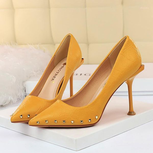 european and american style retro women's shoes with thin heels and high-heeled shallow mouth slim thin pointed metal rivet1, Black
european and american style retro women's shoes with thin heels and high-heeled shallow mouth slim thin pointed metal rivet1, Black