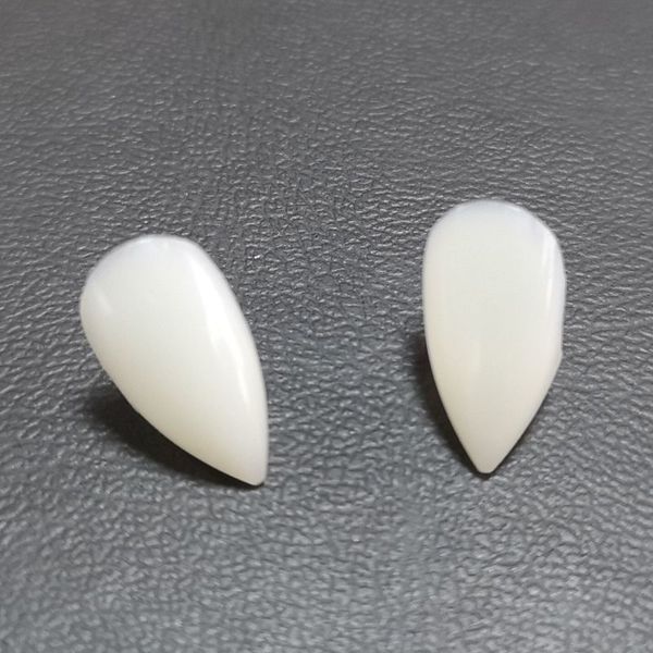 halloween masquerade costume party cosplay fangs 1pair props zombie vampire dentures false teeth diy decoration q6pb
halloween masquerade costume party cosplay fangs 1pair props zombie vampire dentures false teeth diy decoration q6pb