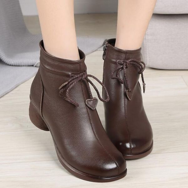 leather casual boots women shoes boots stitching upper is imported calfskin fashion female short boots, Black
leather casual boots women shoes boots stitching upper is imported calfskin fashion female short boots, Black