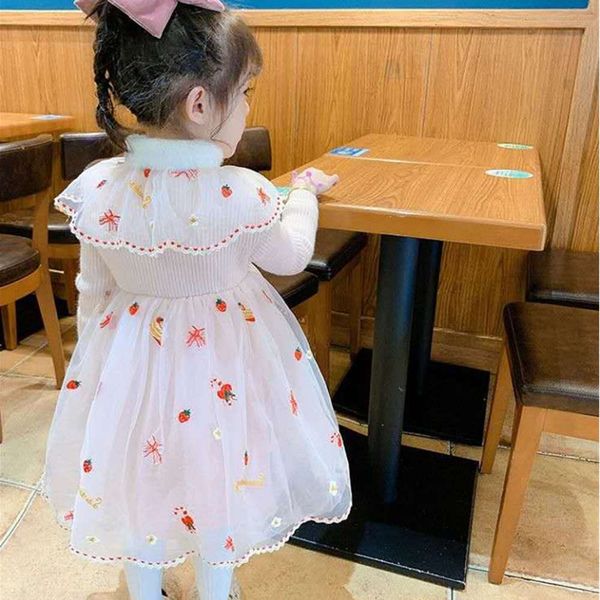 thickened fairy super girl's sweet embroidery plush drs princs skirt 21 winter new children's wear cat3, Red;yellow
thickened fairy super girl's sweet embroidery plush drs princs skirt 21 winter new children's wear cat3, Red;yellow