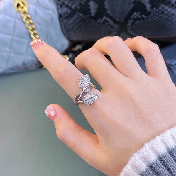 unique design ring inlay shine small zircon exquisite leaf personalized women wedding engagement banquer birthday gift jewellry, Silver
unique design ring inlay shine small zircon exquisite leaf personalized women wedding engagement banquer birthday gift jewellry, Silver