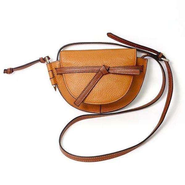 duffel bags purse ladies fashion dumpling handbags with chains woven pu leather women cloud pocket hand clutch bags
duffel bags purse ladies fashion dumpling handbags with chains woven pu leather women cloud pocket hand clutch bags