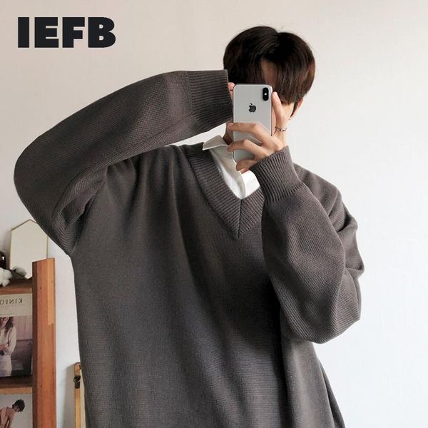 iefb loose v-neck sweater men's fashion autumn winter korean trend thickened bottomed kintwear oversized clothes male new 9y4492, White;black
iefb loose v-neck sweater men's fashion autumn winter korean trend thickened bottomed kintwear oversized clothes male new 9y4492, White;black