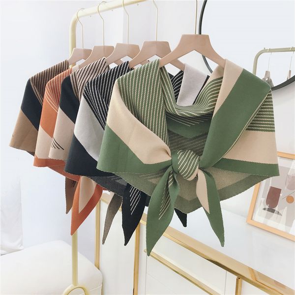 shawl in autumn winter with diamond scarf, knitting wool, net red decoration, women's shoulder, false collar, and neck scarf, Blue;gray
shawl in autumn winter with diamond scarf, knitting wool, net red decoration, women's shoulder, false collar, and neck scarf, Blue;gray