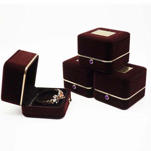 delicate rounded diamonds snap red plush jewelry box,showcase exhibitor and gifts ring/bracelet/bangle/pendant box, Pink;blue
delicate rounded diamonds snap red plush jewelry box,showcase exhibitor and gifts ring/bracelet/bangle/pendant box, Pink;blue