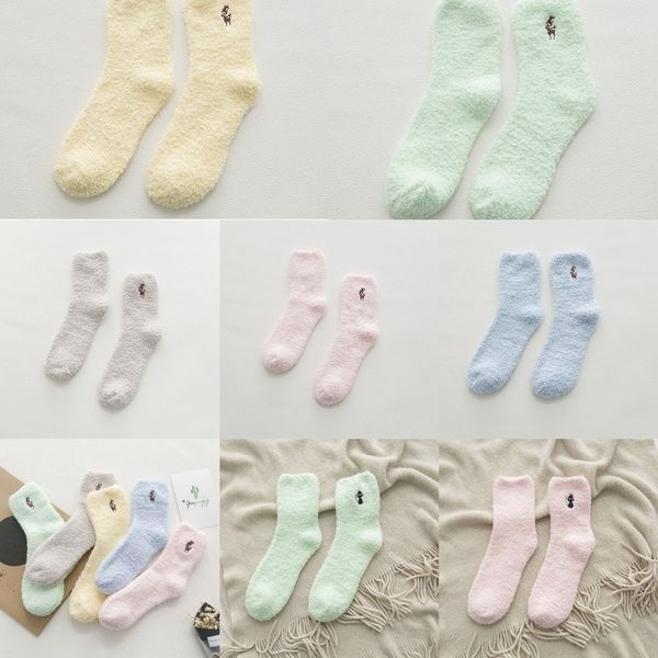 4mney new products in autumn in half winter new sleeping socks and cartoon and warm winterwarm embroidery cat autumn velvet coral velvet flo, Black
4mney new products in autumn in half winter new sleeping socks and cartoon and warm winterwarm embroidery cat autumn velvet coral velvet flo, Black