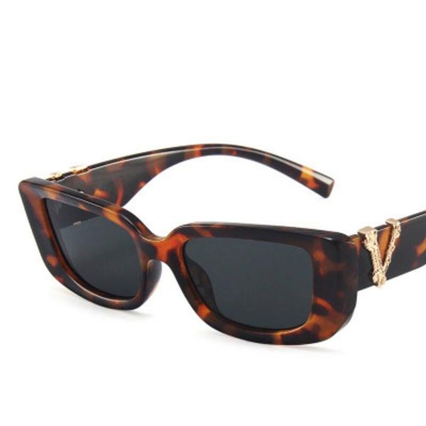 sunglasses metal v letters rectangle for women 2021 retro square small frame sun glasses female transparent shades, White;black
sunglasses metal v letters rectangle for women 2021 retro square small frame sun glasses female transparent shades, White;black