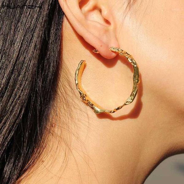 huanzhi 2020 new simple gold metal plated lava karst irregular circle big hoop earrings for women party jewelry gift1, Golden;silver
huanzhi 2020 new simple gold metal plated lava karst irregular circle big hoop earrings for women party jewelry gift1, Golden;silver