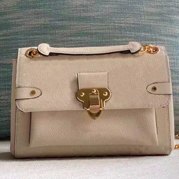 5a women's bag vavin bb women crossbody bags metal chain bagss leather shoulder bagsss with box
5a women's bag vavin bb women crossbody bags metal chain bagss leather shoulder bagsss with box
