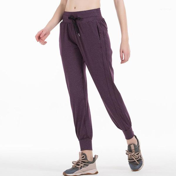 yoga outfits women naked-feel fabric loose fit sport active lounge jogger butter soft elastic leggings with two side pockets full length1, White;red
yoga outfits women naked-feel fabric loose fit sport active lounge jogger butter soft elastic leggings with two side pockets full length1, White;red