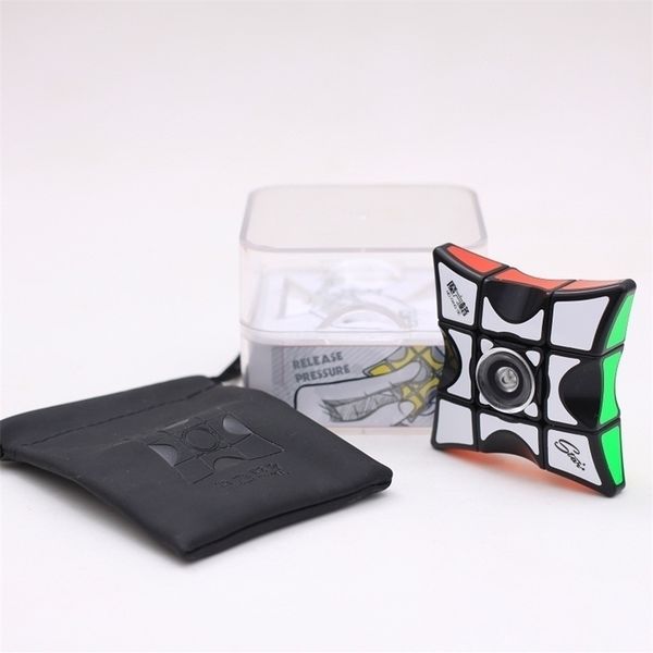 new qiyi mofangge spinner cube educational learning toys for children 1x3x3 speed magic puzzle fingertip magic cube games y200428
new qiyi mofangge spinner cube educational learning toys for children 1x3x3 speed magic puzzle fingertip magic cube games y200428