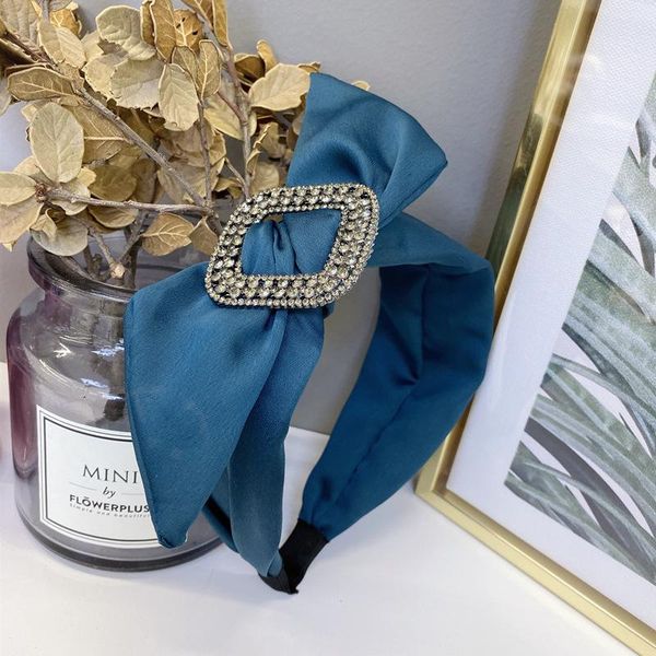 hair accessories big bowknot rhinestone hairband women wide side solid headwear bow headband luxurious casual fashion
hair accessories big bowknot rhinestone hairband women wide side solid headwear bow headband luxurious casual fashion