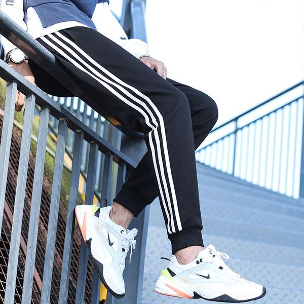 спортивная одежда брюки мужские случайные три бара осенние вязаные брюки корейский fashionversatile ноги случайные штаны тенденция idliu, Blue
спортивная одежда брюки мужские случайные три бара осенние вязаные брюки корейский fashionversatile ноги случайные штаны тенденция idliu, Blue