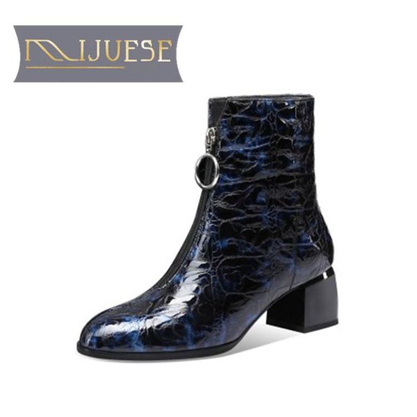 boots mljuese 2021 women ankle cow leather winter short plush round toe zipper high heels female size 40, Black
boots mljuese 2021 women ankle cow leather winter short plush round toe zipper high heels female size 40, Black