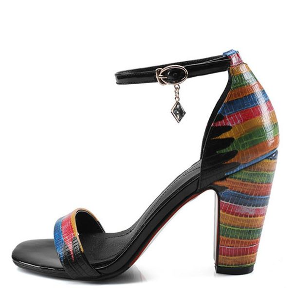 yechne hoge hakken sandalen vrouwen peep toe sandalia feminina schoenen plus size 33-40 chunky hakken wit zomer sandalen, Black 
yechne hoge hakken sandalen vrouwen peep toe sandalia feminina schoenen plus size 33-40 chunky hakken wit zomer sandalen, Black