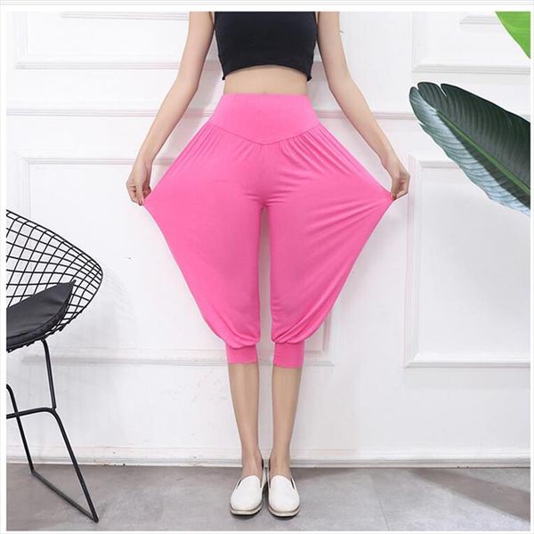 women short leggings jogger pants 2020 high waist 3 4 capris modal loose plus size legins purple rose red black
women short leggings jogger pants 2020 high waist 3 4 capris modal loose plus size legins purple rose red black