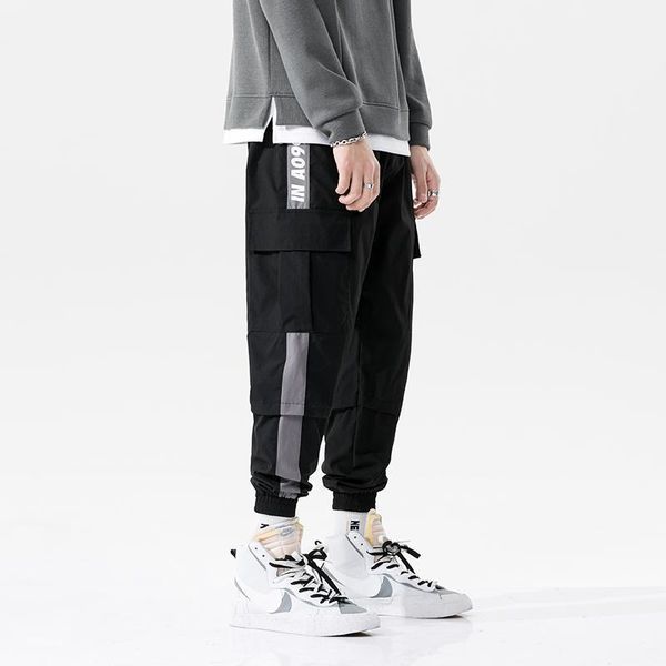 men streetwear cargo pants 2020 autumn hip hop joggers pants overalls black fashions baggy pockets trousers male1
men streetwear cargo pants 2020 autumn hip hop joggers pants overalls black fashions baggy pockets trousers male1