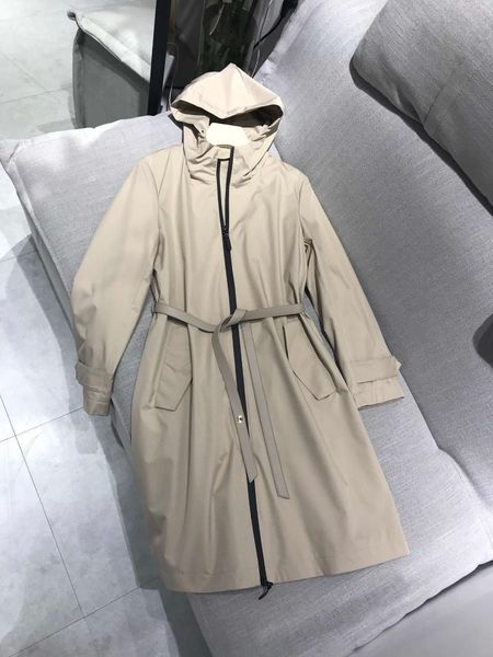 2020 new ladies fashion long sleeve hooded neck lace mid-length trench coat 0815, Black;brown
2020 new ladies fashion long sleeve hooded neck lace mid-length trench coat 0815, Black;brown