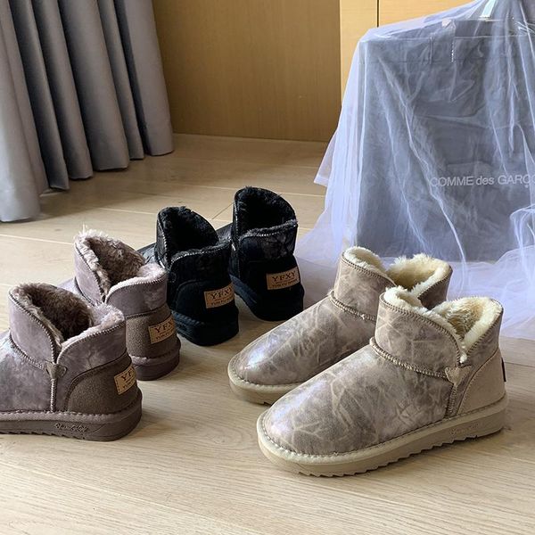 warm winter snow boots flat bottom round toe women flat snow boots non-slip fur soft and comfortable women winter u11-07, Black
warm winter snow boots flat bottom round toe women flat snow boots non-slip fur soft and comfortable women winter u11-07, Black