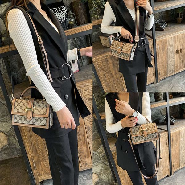 luxurys designers new 2021 french niche fashion network red versatile carrying cross pu women's bag
luxurys designers new 2021 french niche fashion network red versatile carrying cross pu women's bag