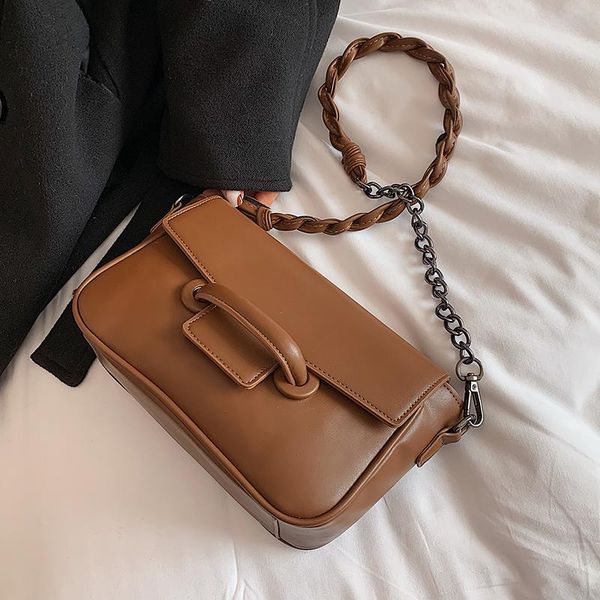 cross body high sense of retro small bag female 2021 trendy all-match messenger fashion western style one-shoulder armpit
cross body high sense of retro small bag female 2021 trendy all-match messenger fashion western style one-shoulder armpit