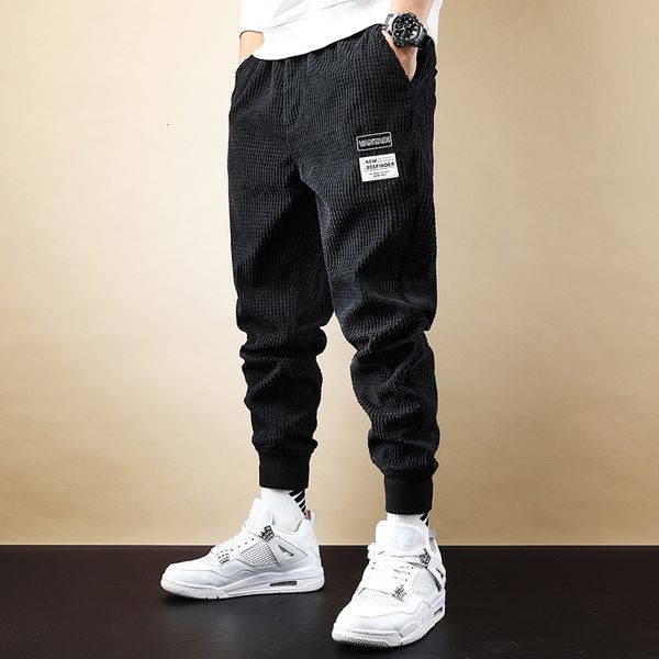 2021 new fashion streetwear casual sweatpants men loose leisure corduroy cargo pants spliced designer wide leg hip hop joggers trousers xp9b, Black
2021 new fashion streetwear casual sweatpants men loose leisure corduroy cargo pants spliced designer wide leg hip hop joggers trousers xp9b, Black