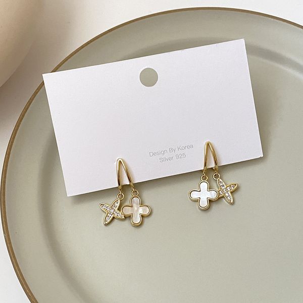 925 silver ear needle stud earring natural freshwater mother pearl with zircon brass hand 14kgold korea jewelry for women hyacin, Golden
925 silver ear needle stud earring natural freshwater mother pearl with zircon brass hand 14kgold korea jewelry for women hyacin, Golden