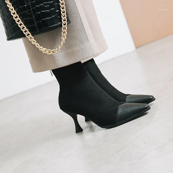 big size europeans and americans are full of pointed matching wine cups and fashionable back zipper boots1, Black
big size europeans and americans are full of pointed matching wine cups and fashionable back zipper boots1, Black