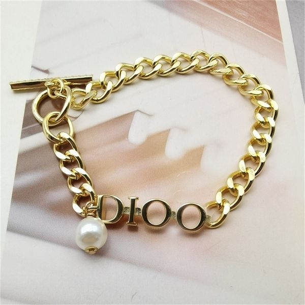 87% off wholesale shop high version light luxury simple necklace bracelet sweet cool style men's and women's general high sense, Silver
87% off wholesale shop high version light luxury simple necklace bracelet sweet cool style men's and women's general high sense, Silver